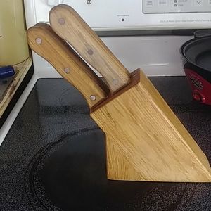 Kitchen knives with wood holder